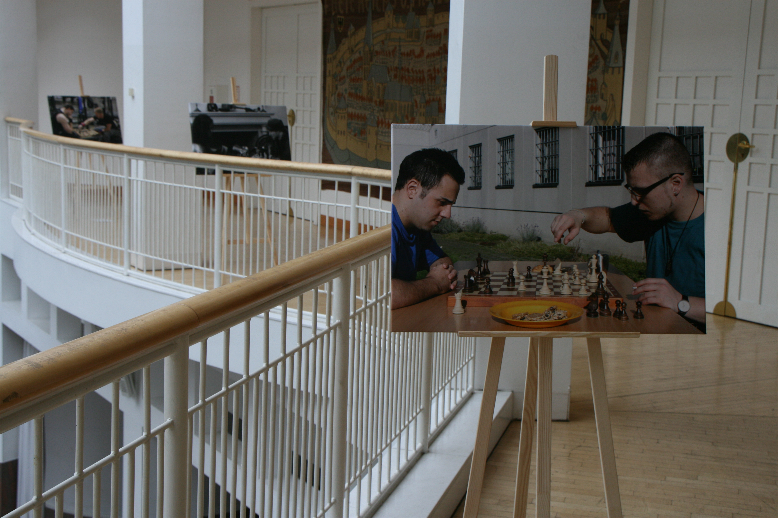 Blick auf Ausstellungsbilder von Christiane K�hne