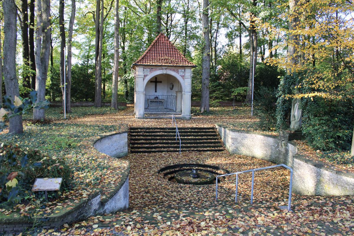 Ludgerusbrunnen im Herbst